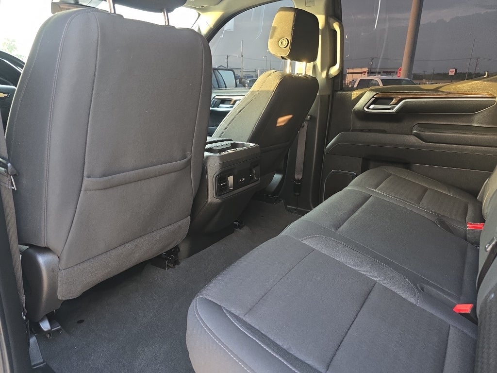2025 Chevrolet Silverado LT