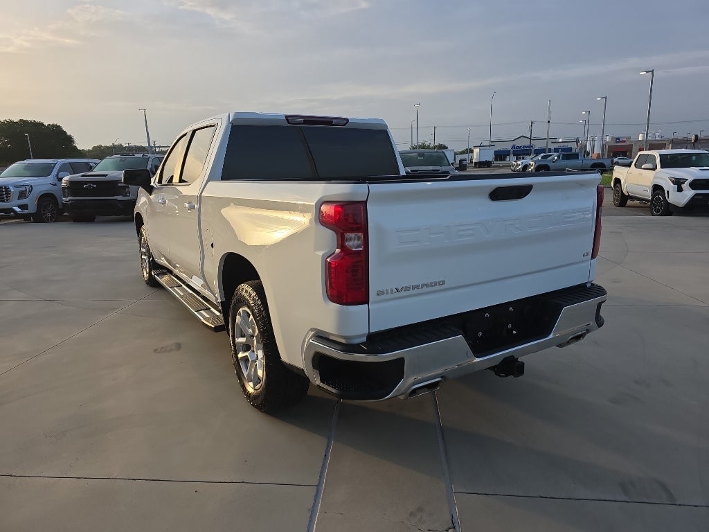 2025 Chevrolet Silverado LT