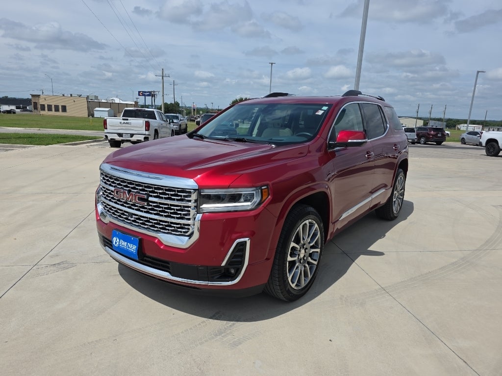 2023 GMC Acadia Denali