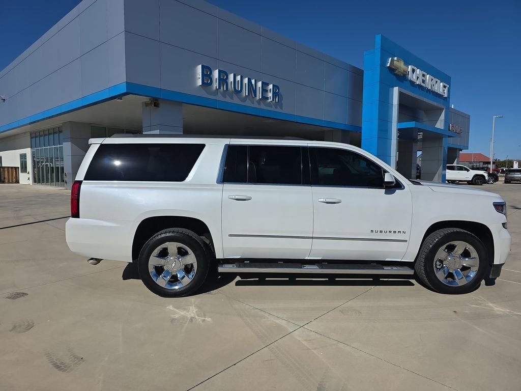 2017 Chevrolet Suburban LT