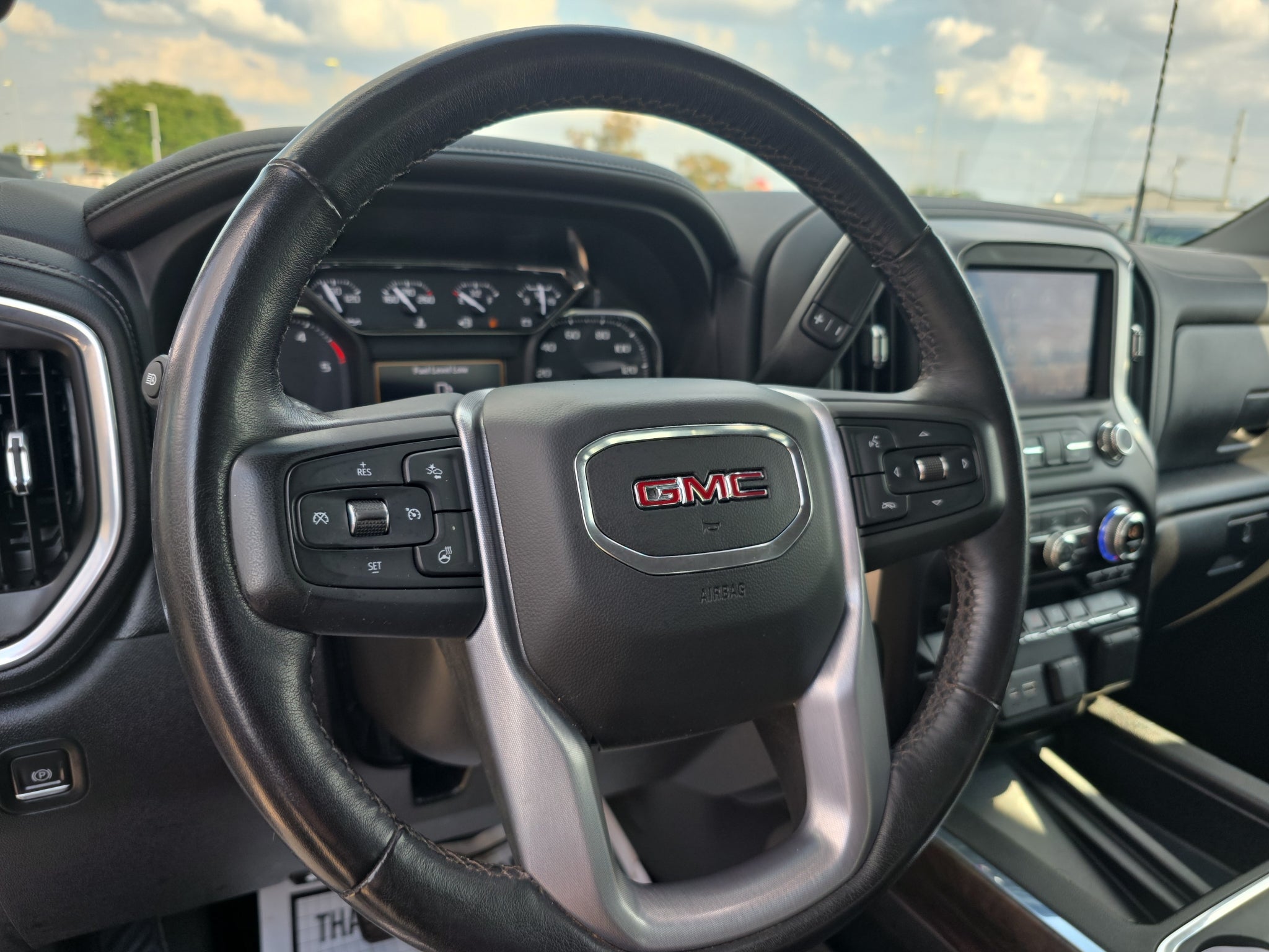 2021 GMC Sierra SLT