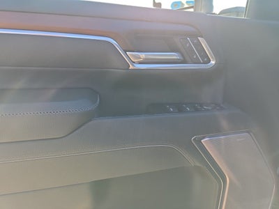 2025 GMC Sierra Denali