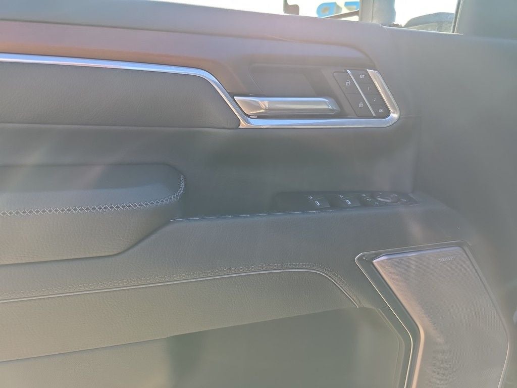 2025 GMC Sierra Denali