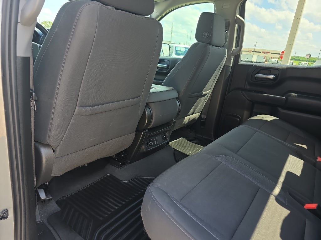 2024 Chevrolet Silverado Custom