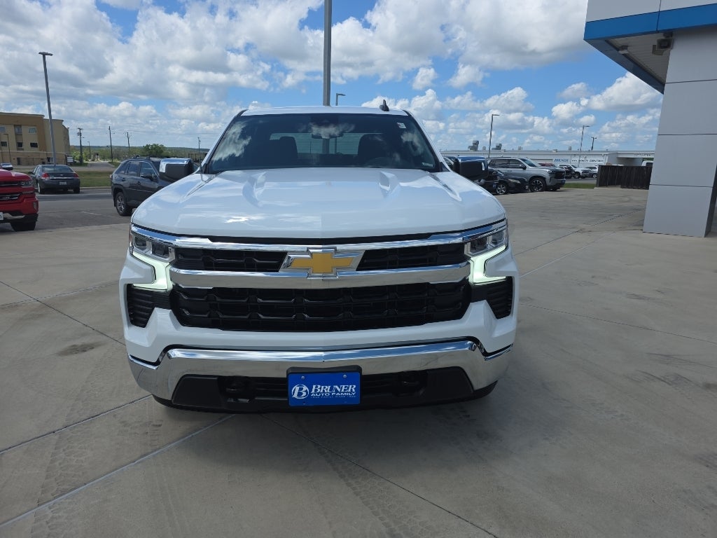 2024 Chevrolet Silverado LT