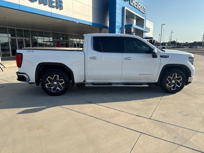 2022 GMC Sierra SLT