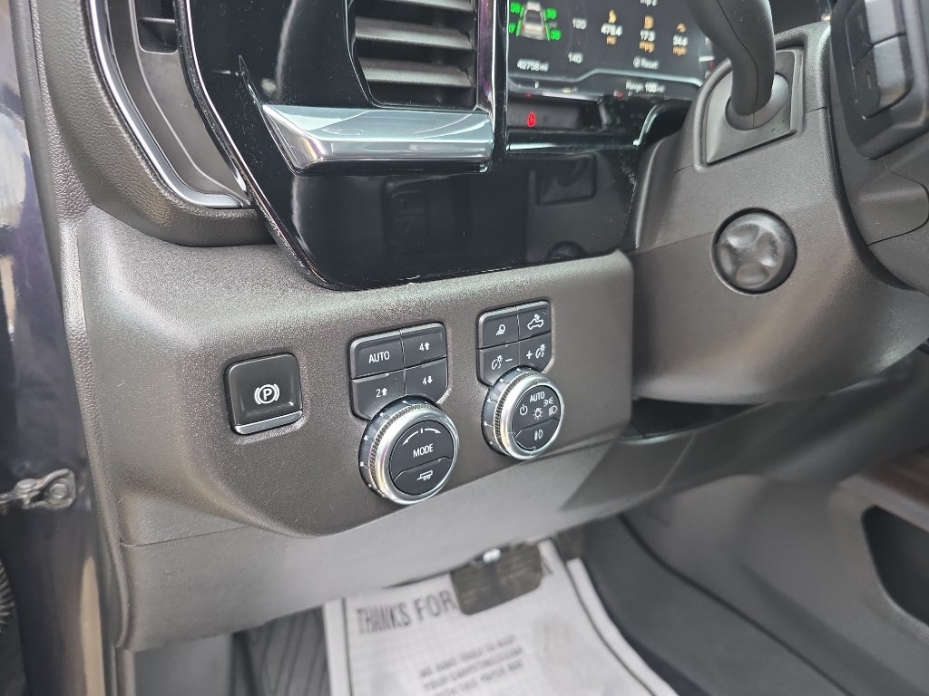 2024 GMC Sierra SLT
