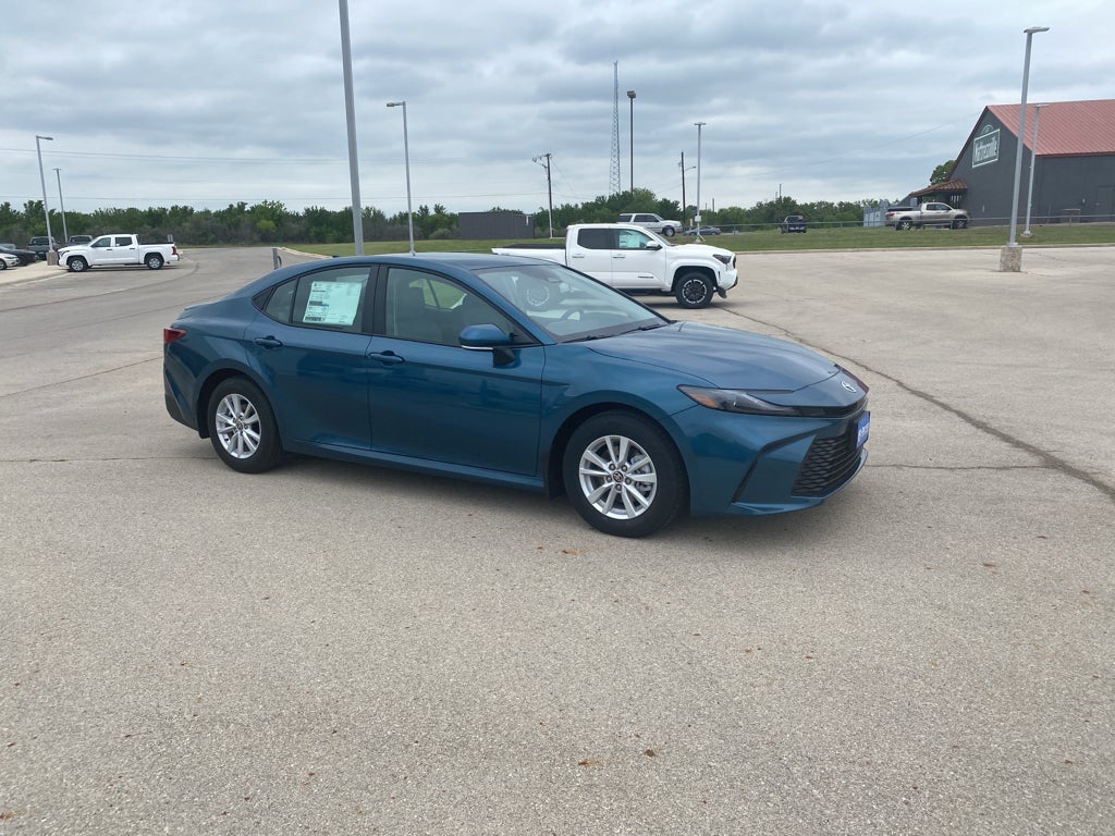 2026 Toyota Camry Hybrid LE