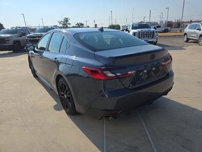 2026 Toyota Camry Hybrid SE