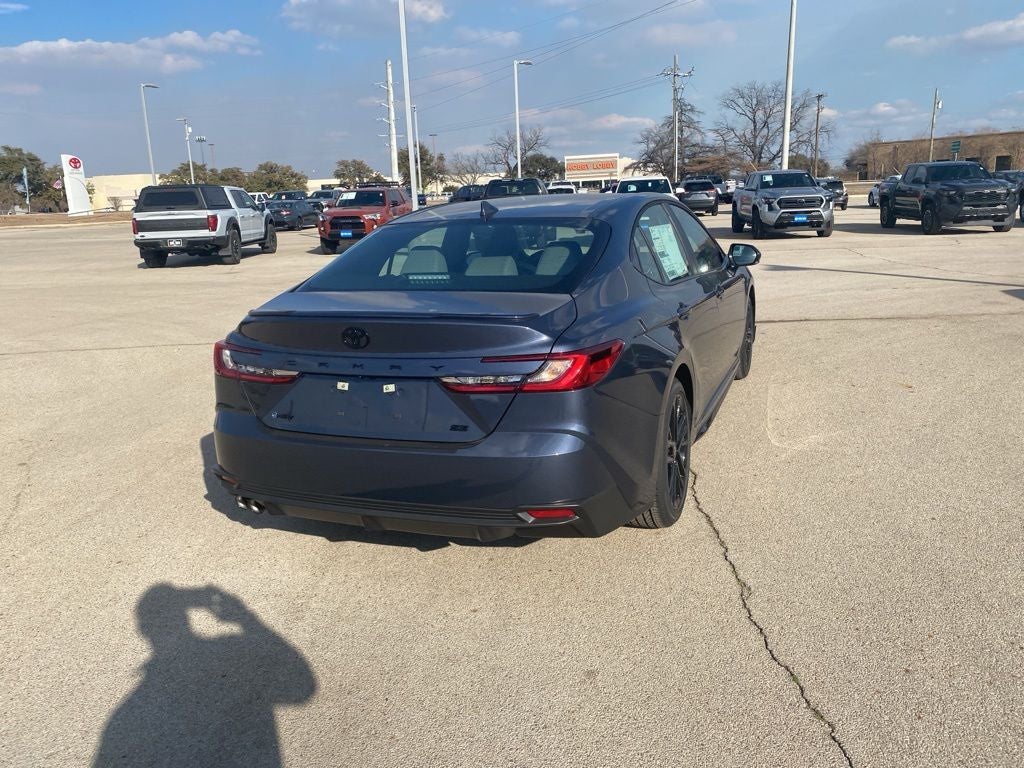 2026 Toyota Camry Hybrid SE