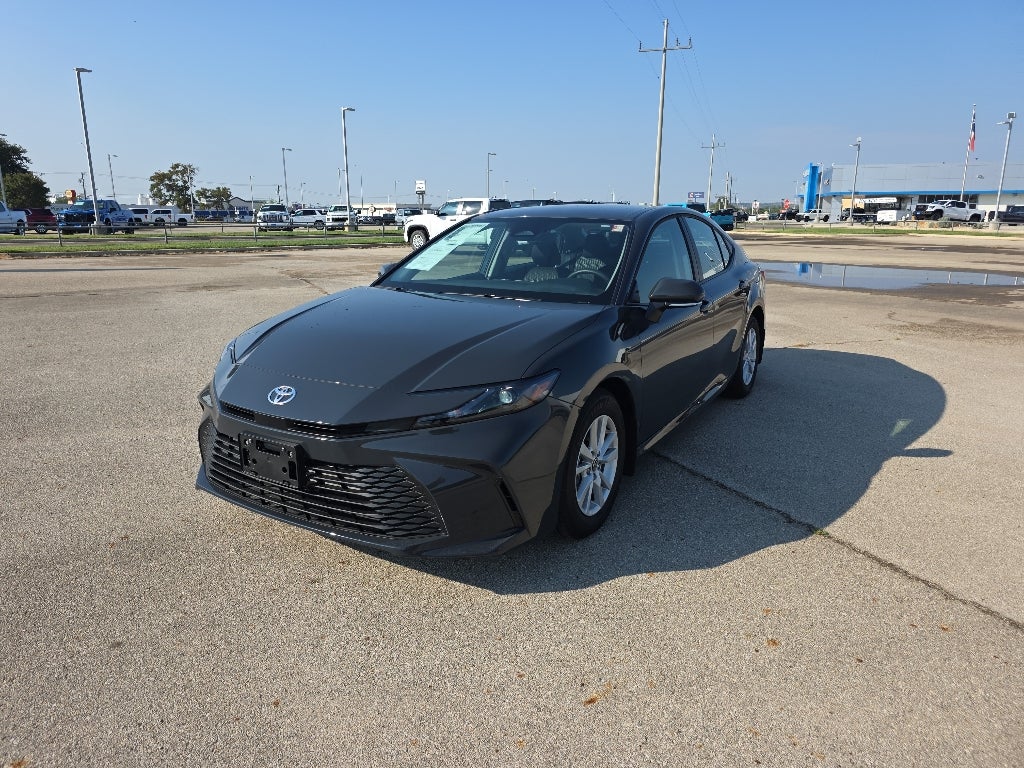 2026 Toyota Camry Hybrid LE
