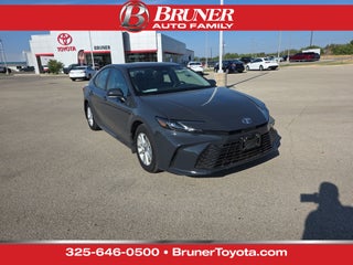 2025 Toyota Camry Hybrid LE