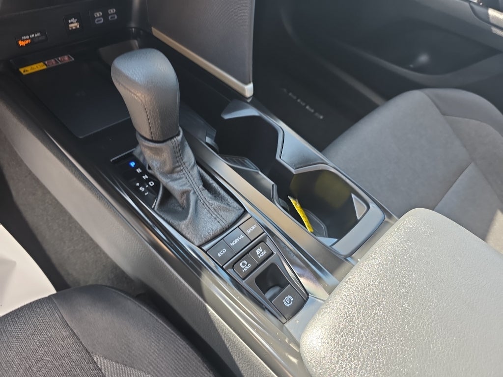 2026 Toyota Camry Hybrid LE