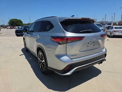 2022 Toyota Highlander XSE