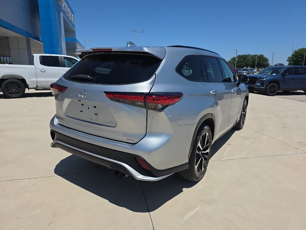 2022 Toyota Highlander XSE