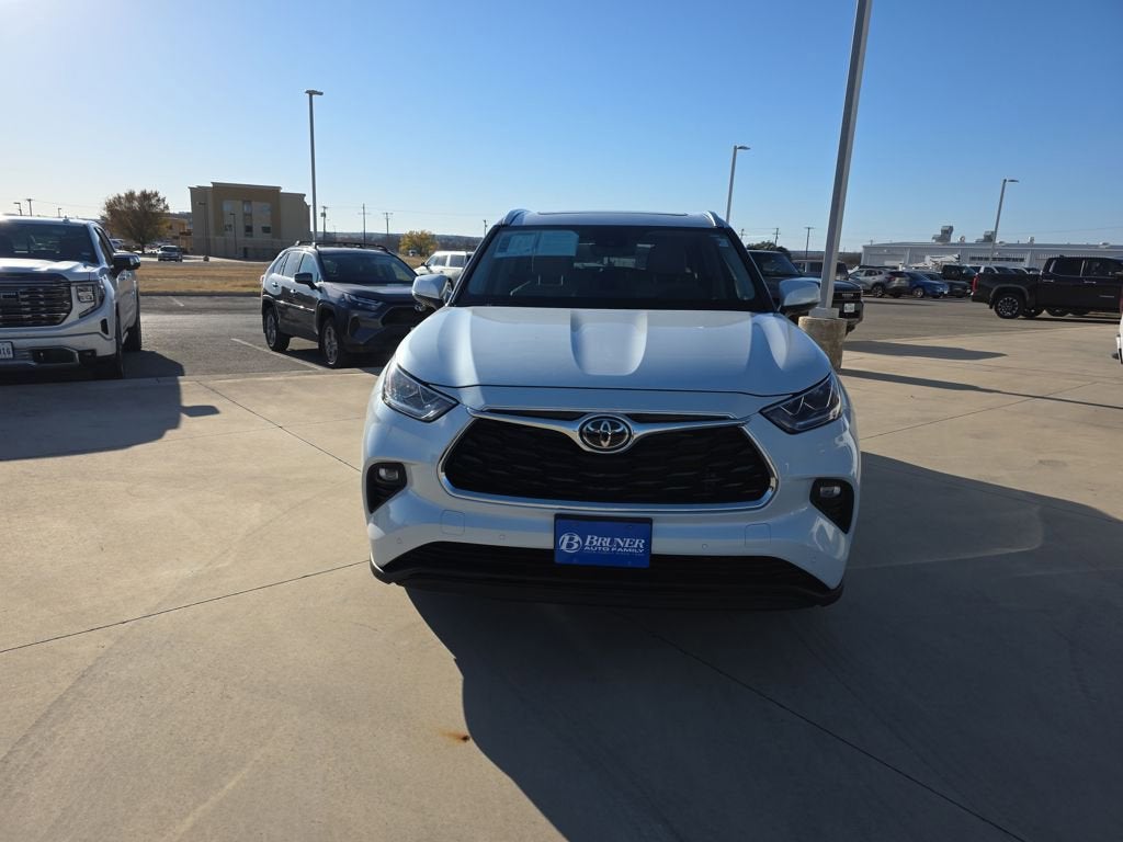 2022 Toyota Highlander Limited