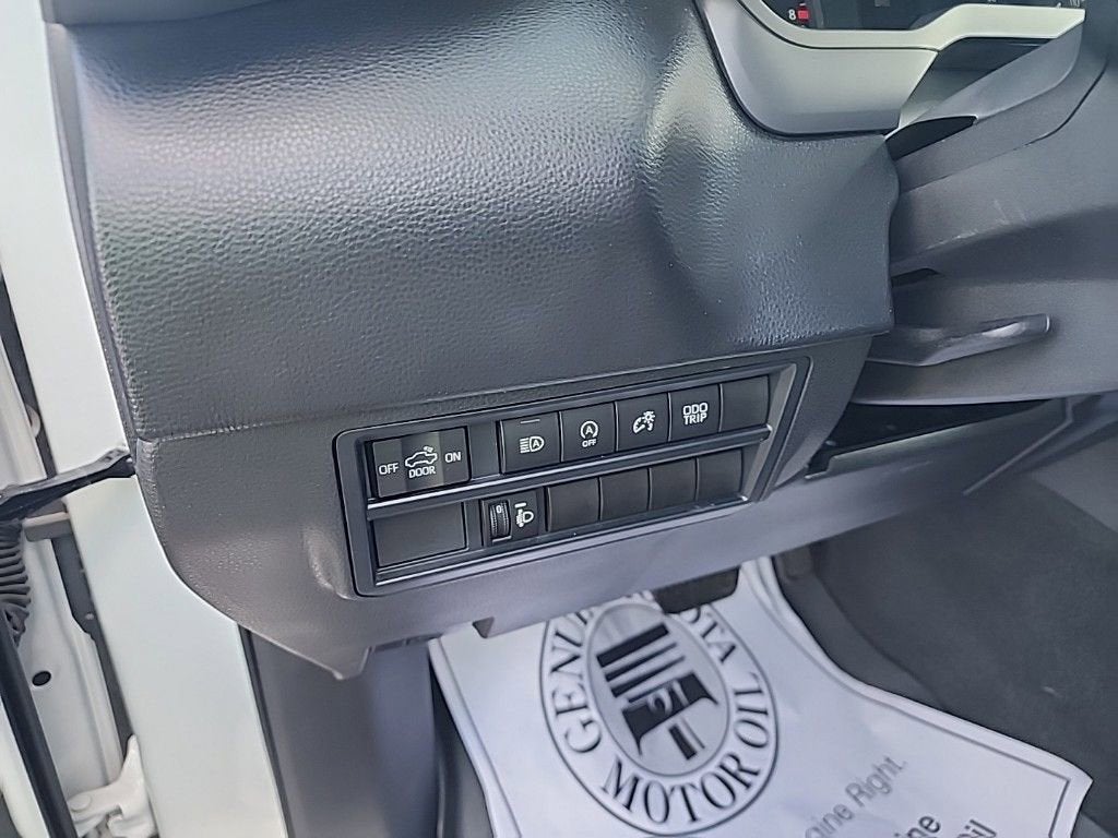 2022 Toyota Tundra 4WD SR5