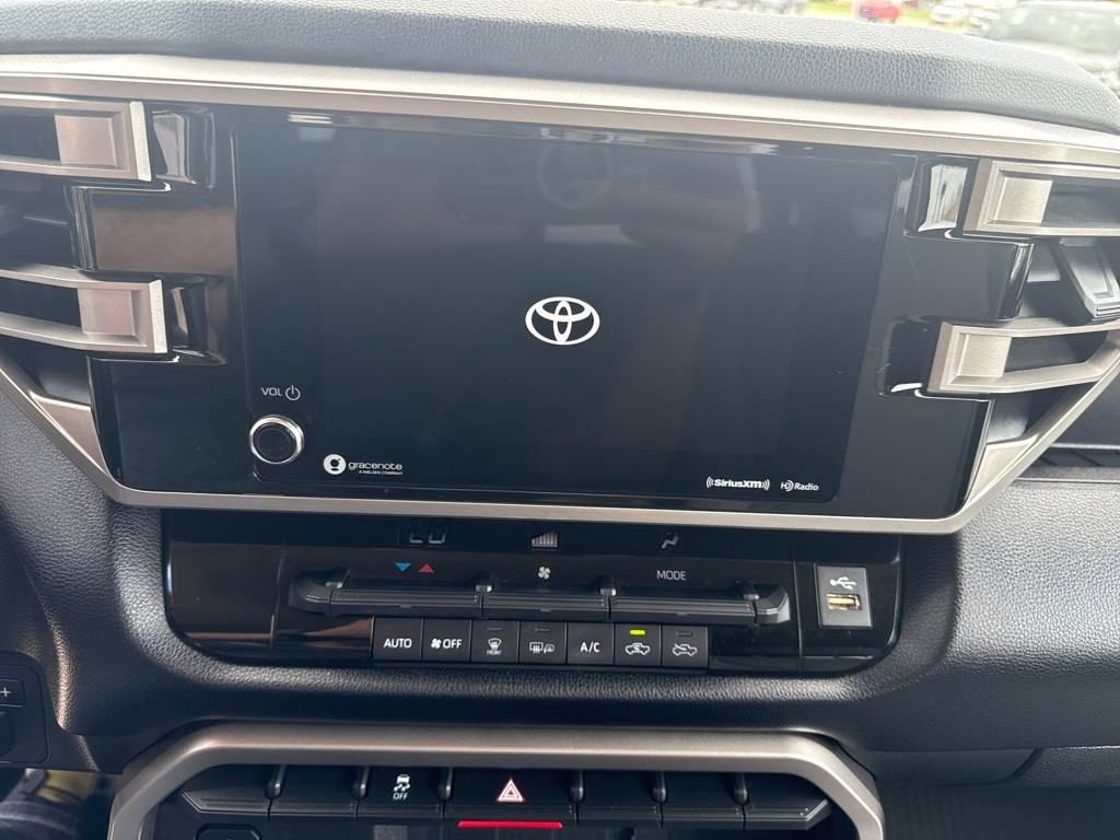 2023 Toyota Tundra 4WD SR5