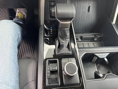 2023 Toyota Tundra 4WD SR5