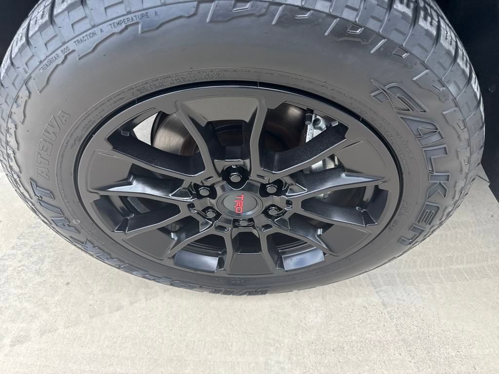 2023 Toyota Tundra 4WD SR5