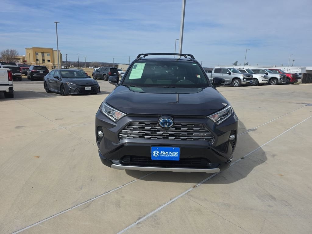 2019 Toyota RAV4 Hybrid XSE