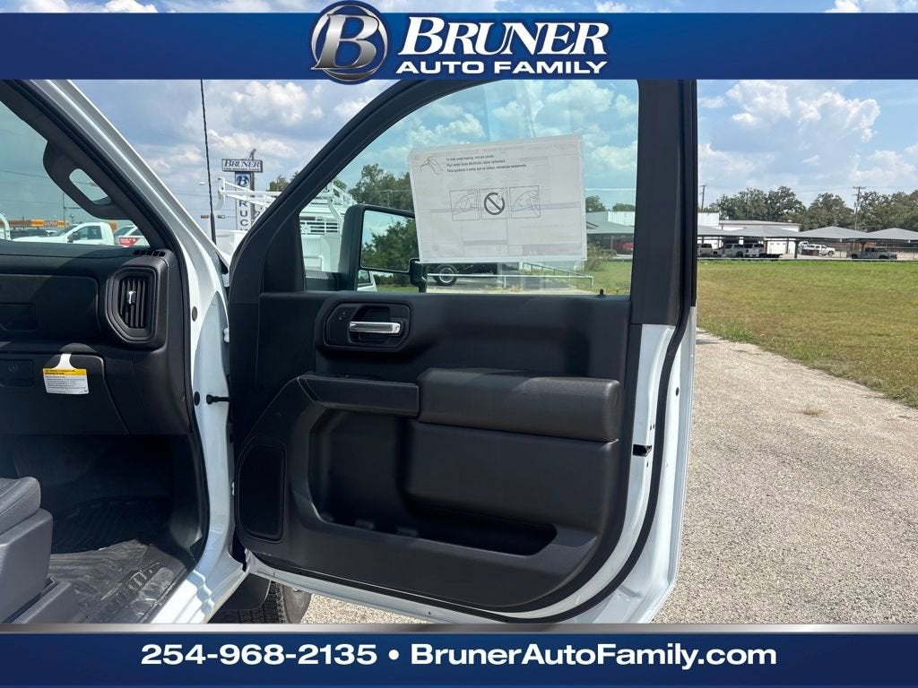 2025 Chevrolet Silverado 3500 HD Chassis Cab Work Truck