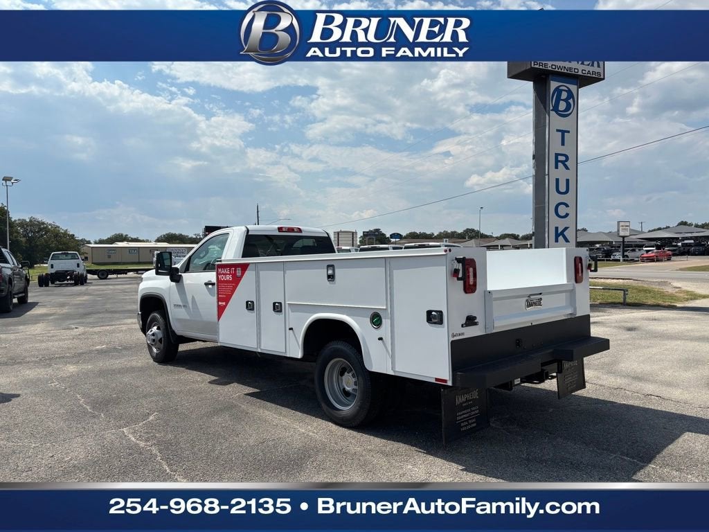 2025 Chevrolet Silverado 3500 HD Chassis Cab Work Truck