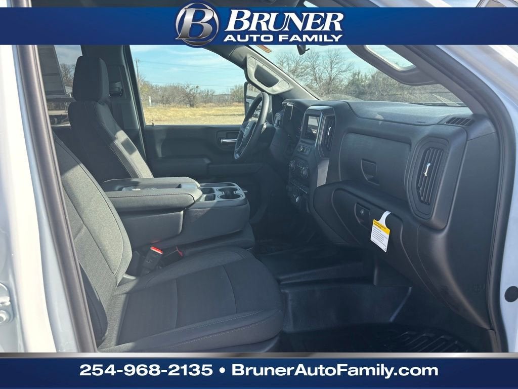 2025 Chevrolet Silverado 3500 HD Chassis Cab Work Truck