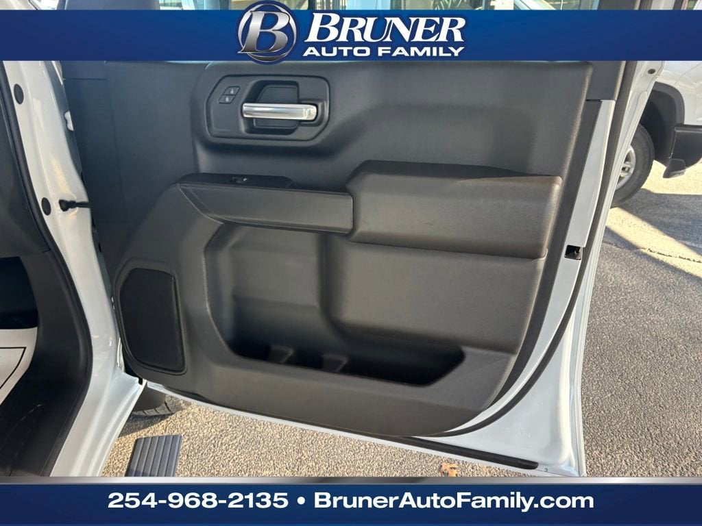 2026 Chevrolet Silverado 3500 HD WT DRW