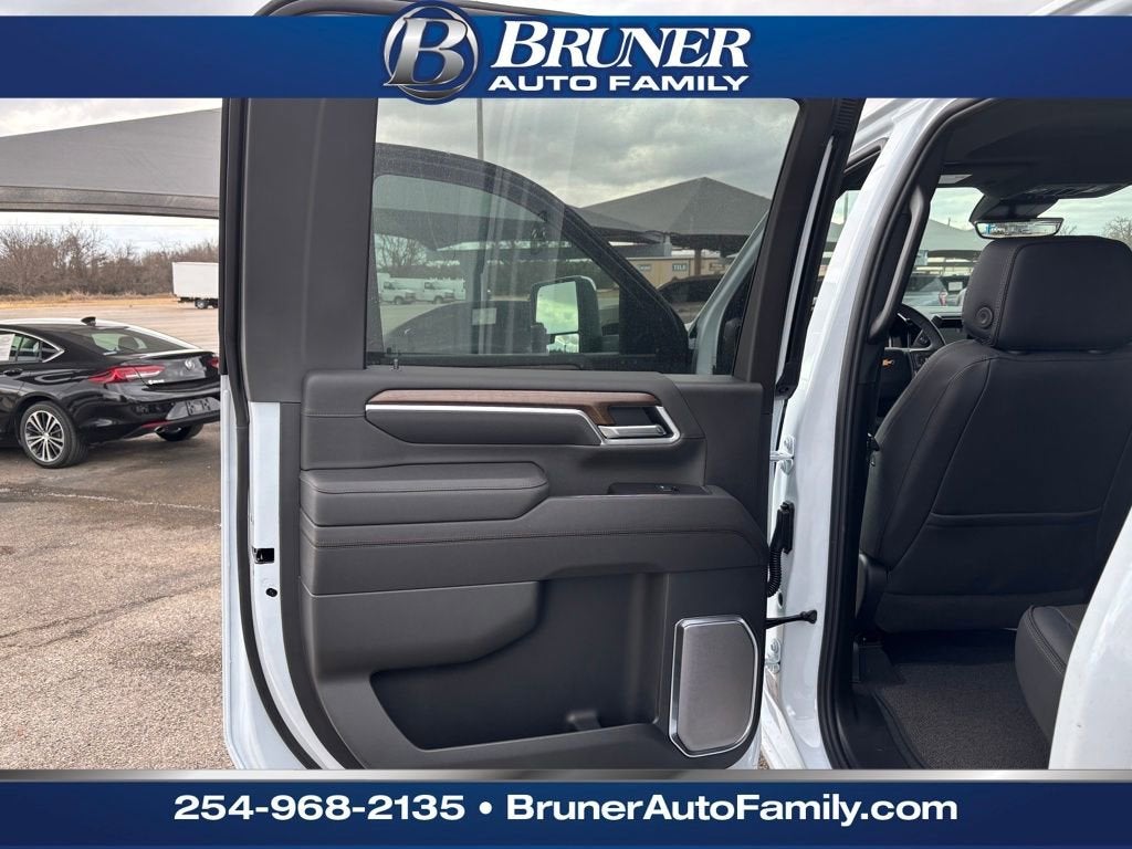 2026 Chevrolet Silverado 3500 HD High Country DRW