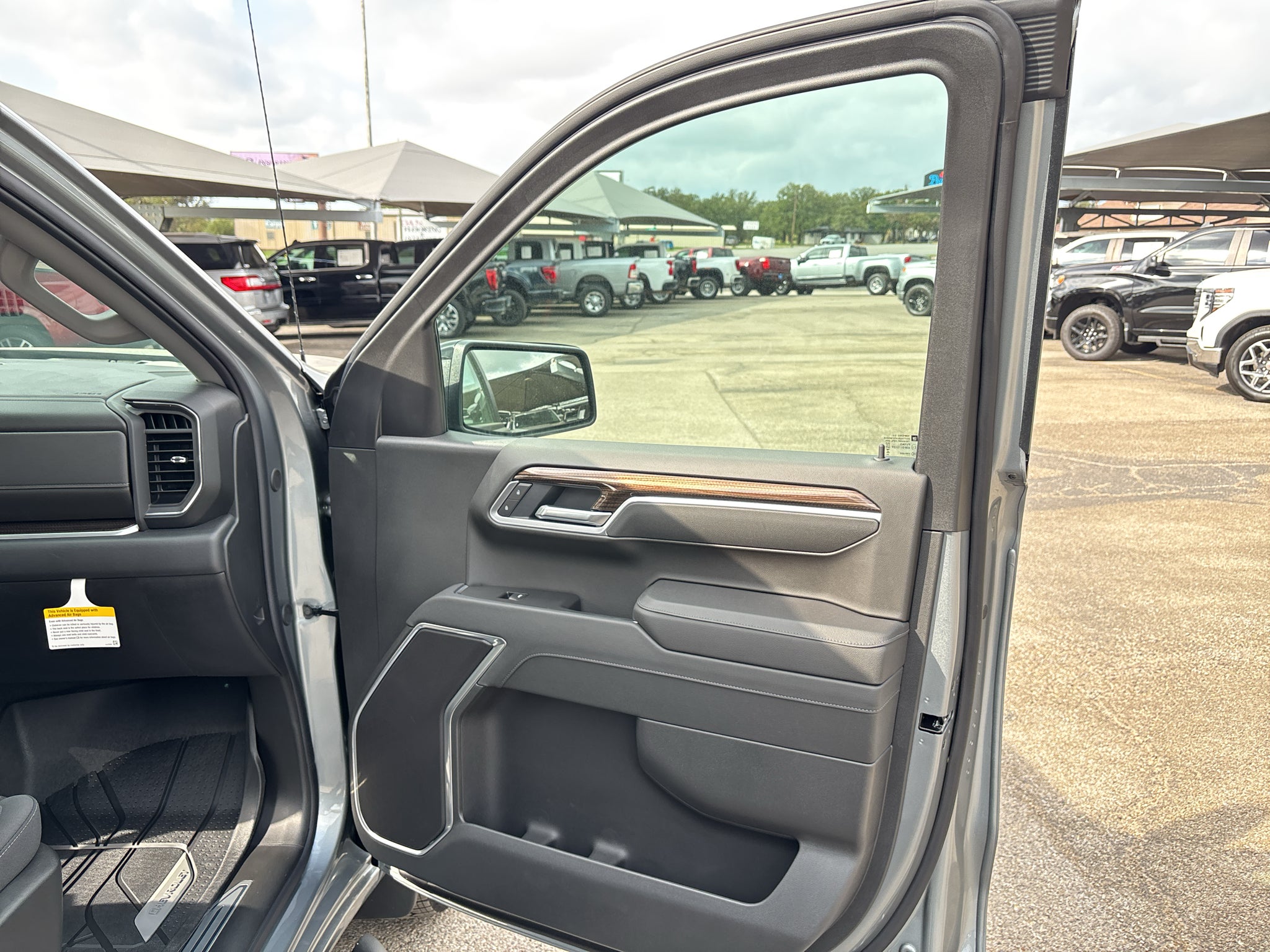 2026 Chevrolet Silverado 1500 RST - Photo 17
