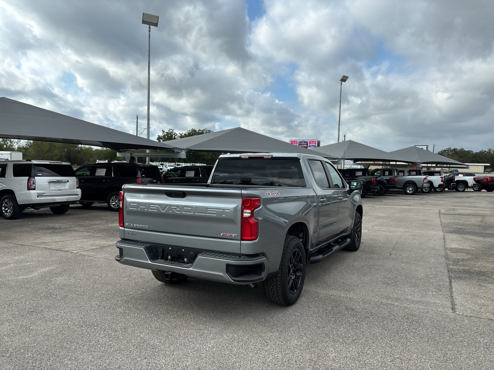 2026 Chevrolet Silverado 1500 RST - Photo 4