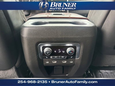 2024 GMC Yukon XL Denali Ultimate