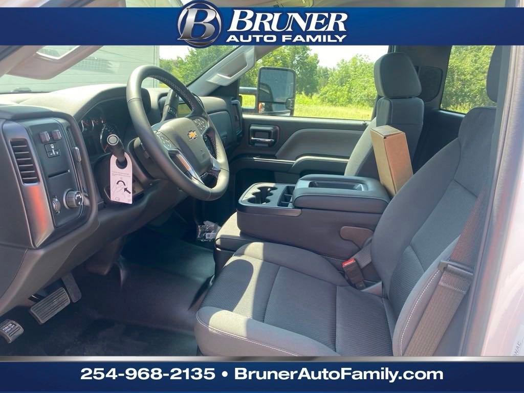 2024 Chevrolet Silverado 6500 HD Work Truck