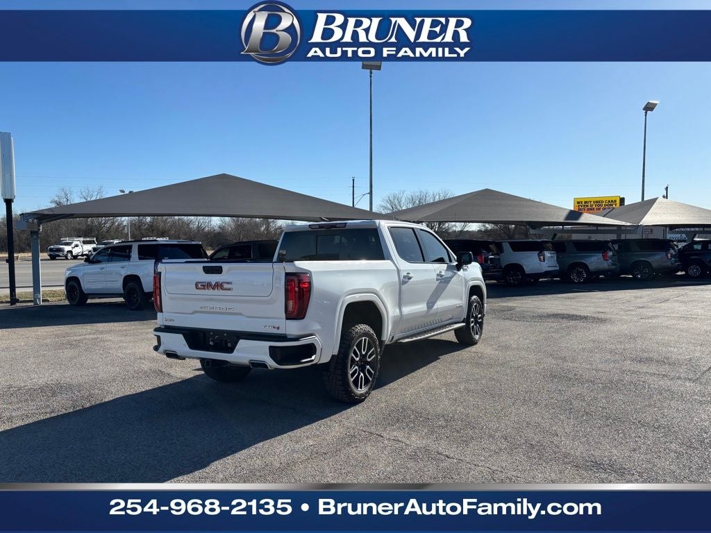 2025 GMC Sierra 1500 AT4