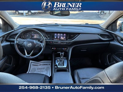 2019 Buick Regal Sportback Essence