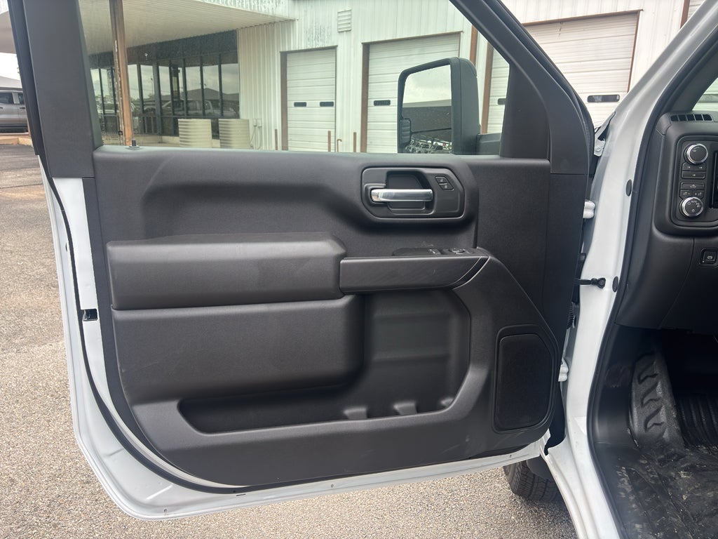 2026 GMC Sierra 3500 Chassis Cab Pro - Photo 10
