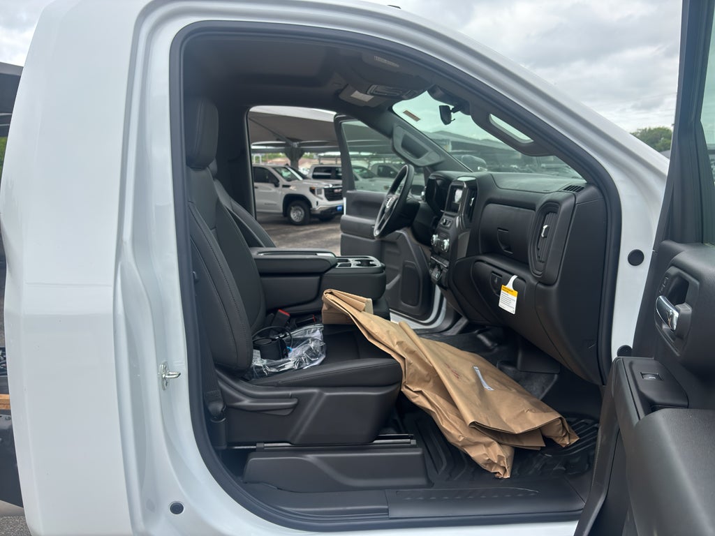 2026 GMC Sierra 3500 Chassis Cab Pro - Photo 13