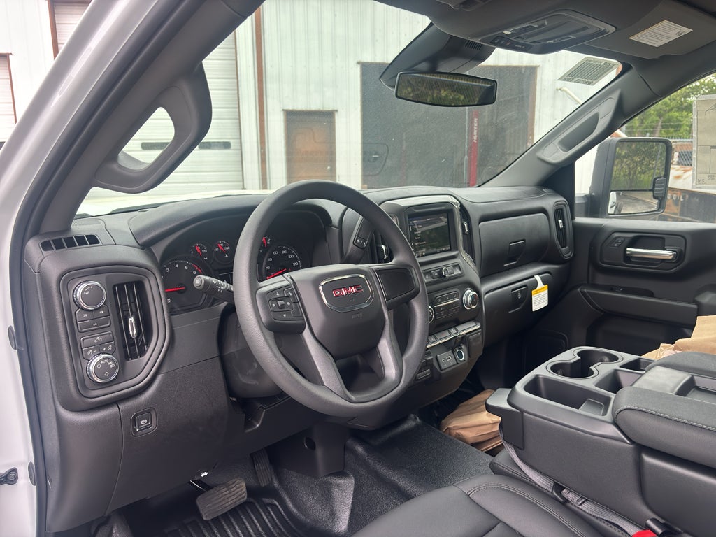 2026 GMC Sierra 3500 Chassis Cab Pro - Photo 15