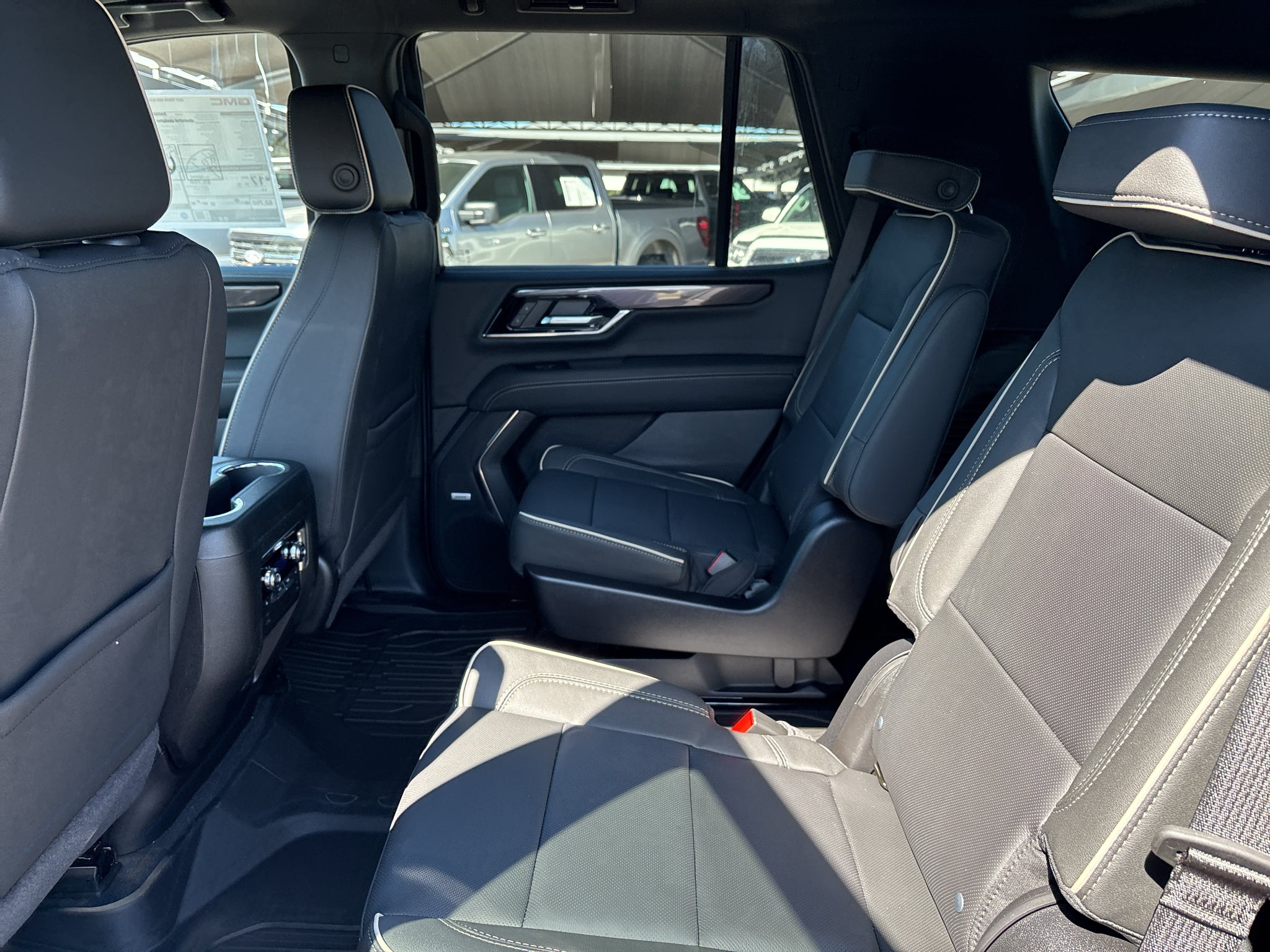 2027 GMC Yukon Elevation - Photo 16