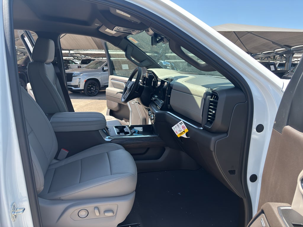 2026 GMC Sierra 2500HD SLT - Photo 18