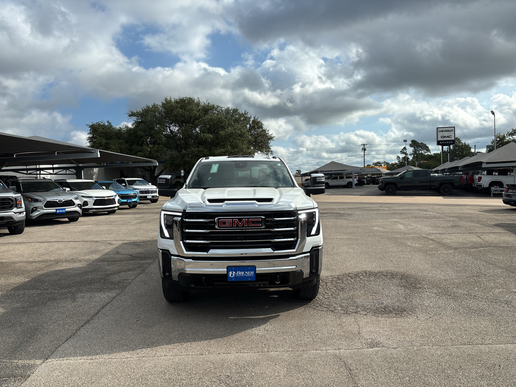 2026 GMC Sierra 3500 HD SLT