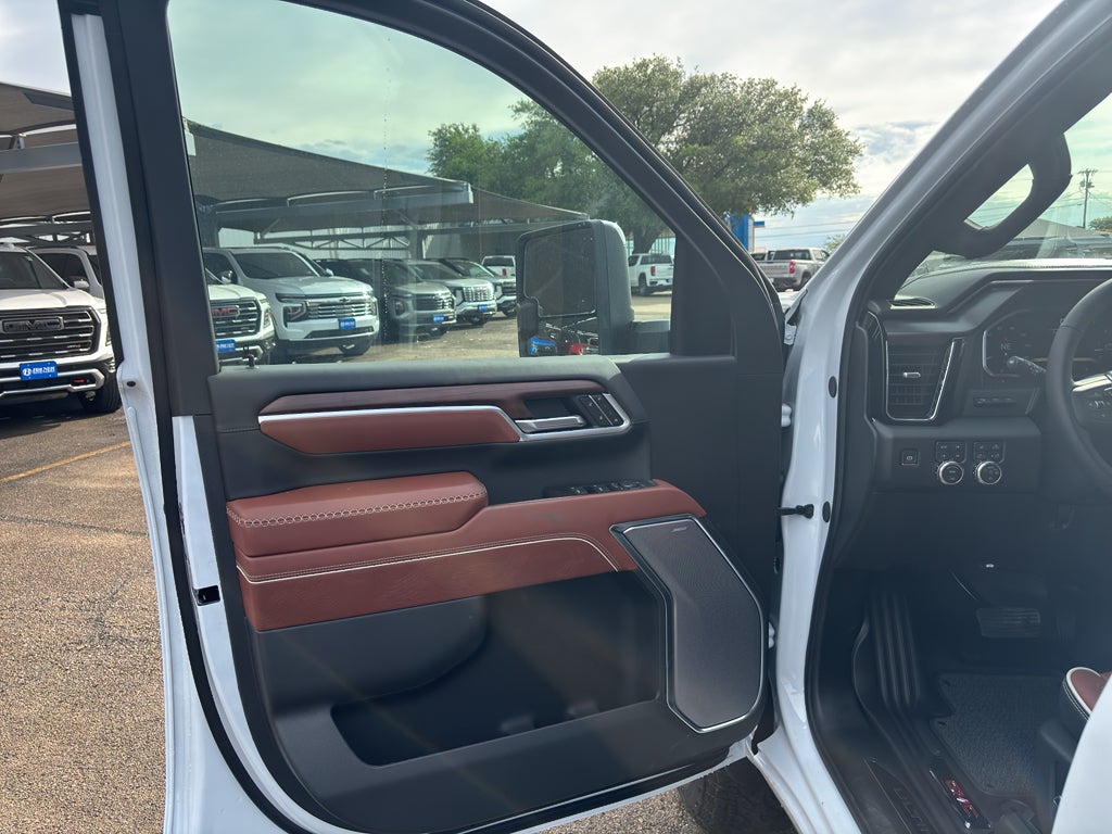 2026 GMC Sierra 2500HD Denali Ultimate - Photo 11