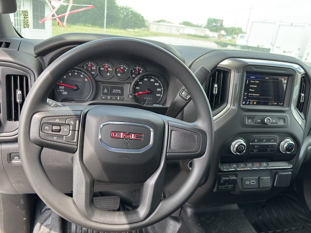 2025 GMC Sierra 1500 Pro