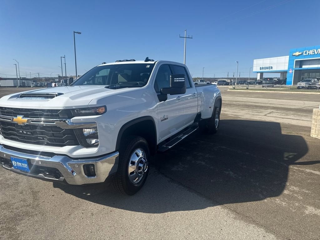 2026 Chevrolet Silverado 3500 HD LT DRW