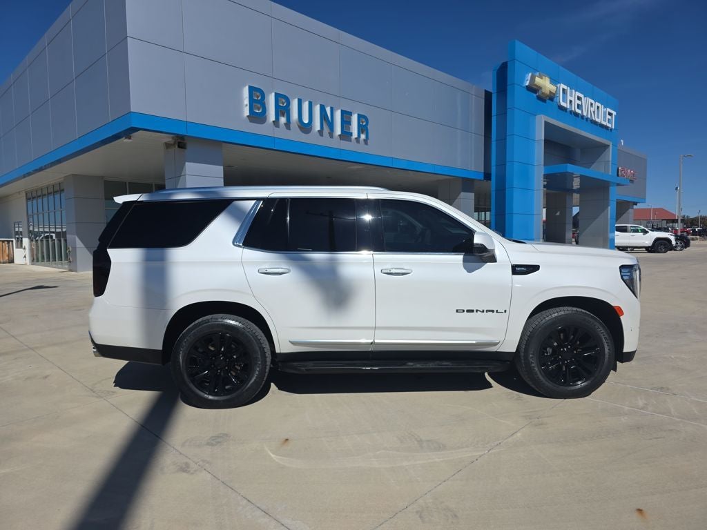 2023 GMC Yukon Denali