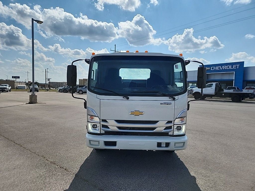 2025 Chevrolet Low Cab Forward 3500 1WT
