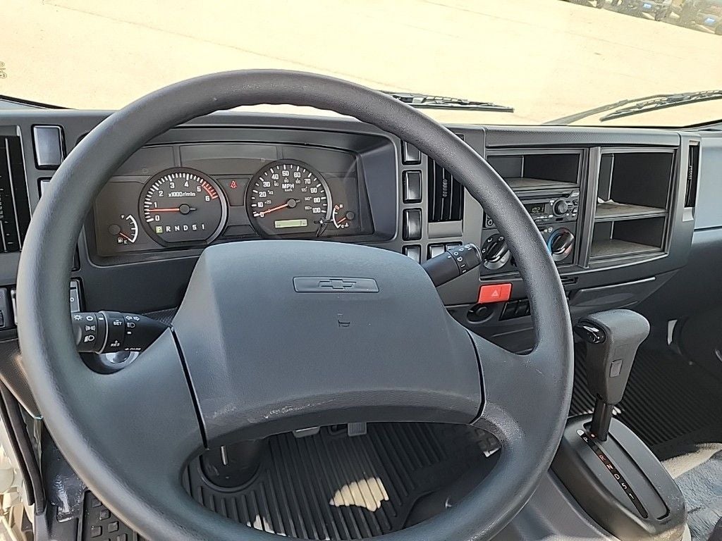 2025 Chevrolet Low Cab Forward 3500 1WT