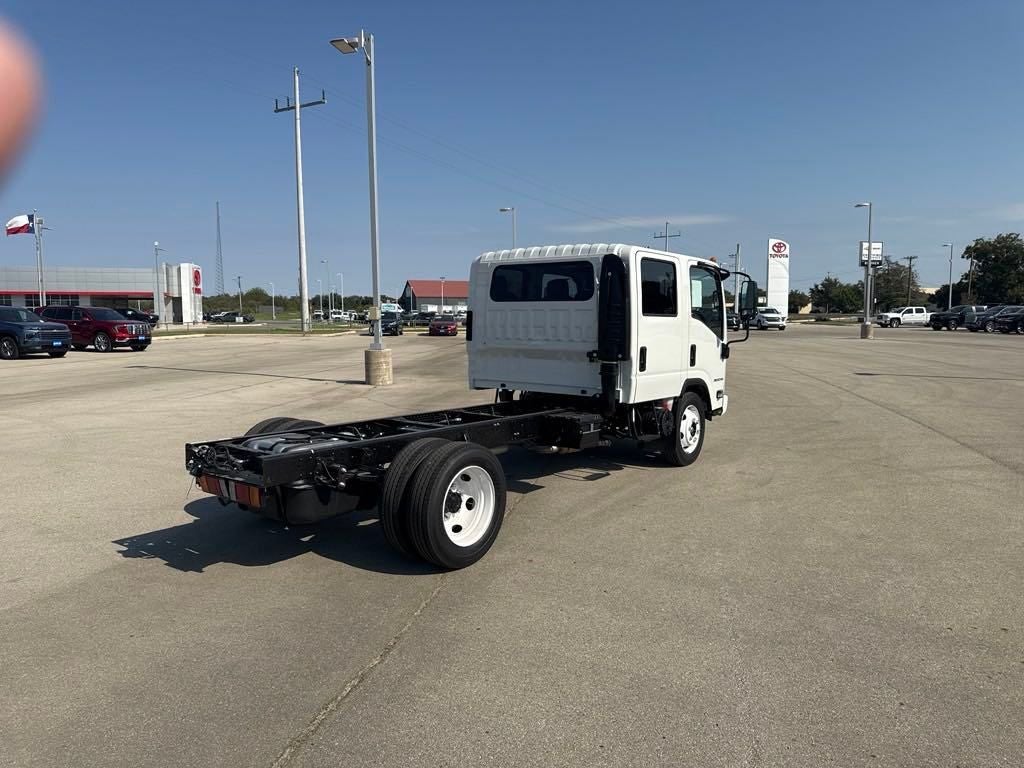 2025 Chevrolet Low Cab Forward 4500 1WT