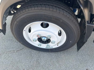 2025 Chevrolet Low Cab Forward 4500 1WT